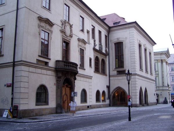 Karolinum - Univerzita Karlova Praha