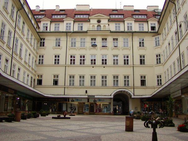 Palác Platýz v Praze
