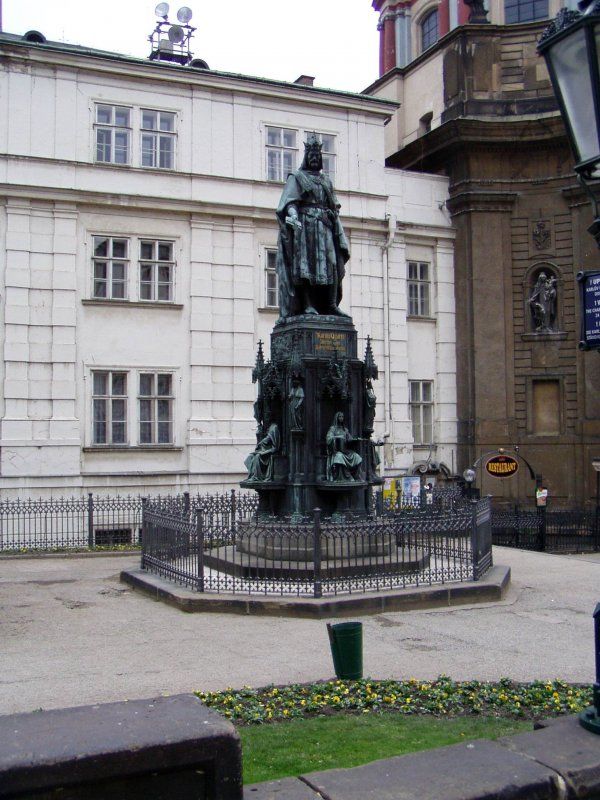 Pomník krále a císaře Karla IV.